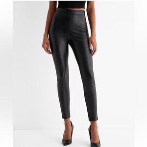 EXPRESS HIGH RISE FAUX LEATHER LEGGINGS NEW WITH TAG (a445)